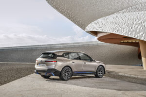 BMW iX Heck 
