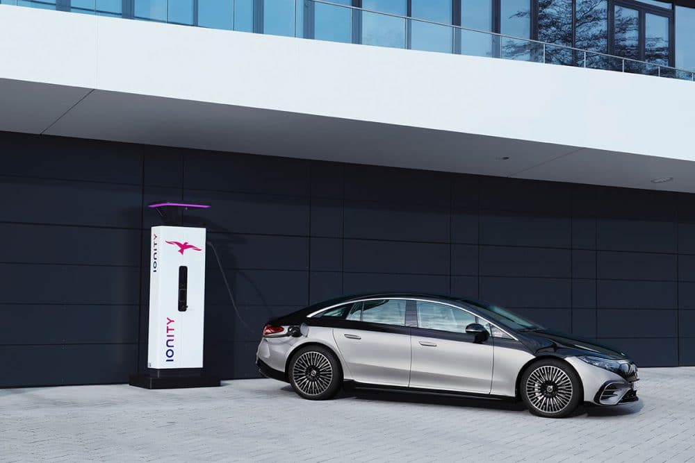 Mercedes me Charge