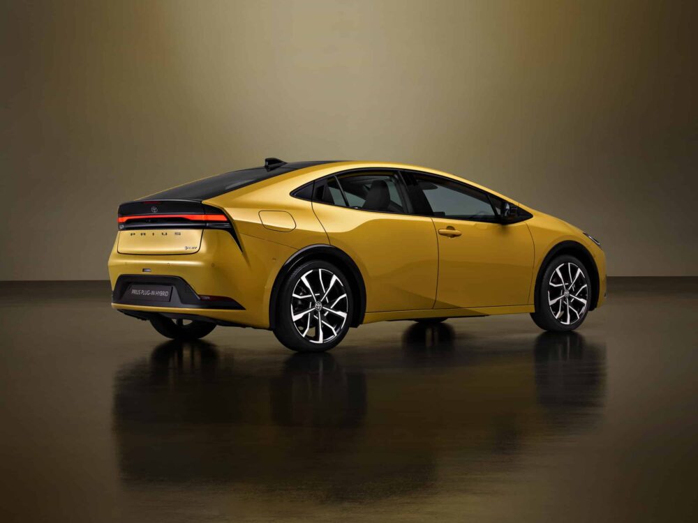 toyota prius 2023 5 generation 2