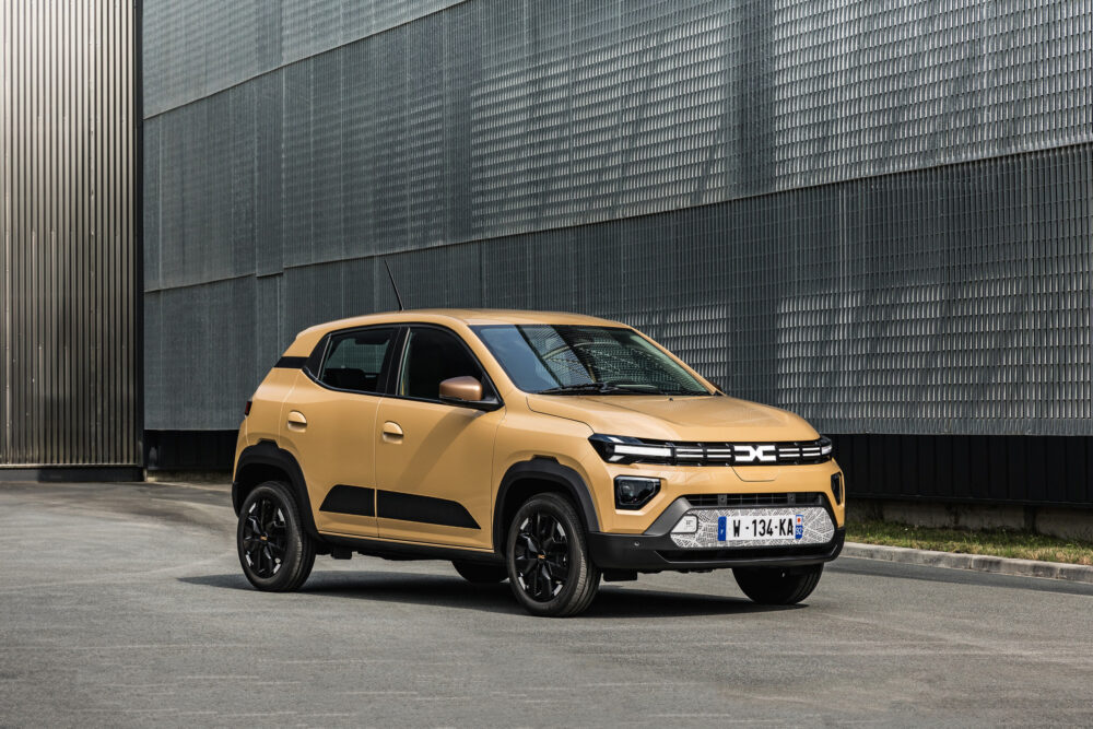 Dacia Spring 6