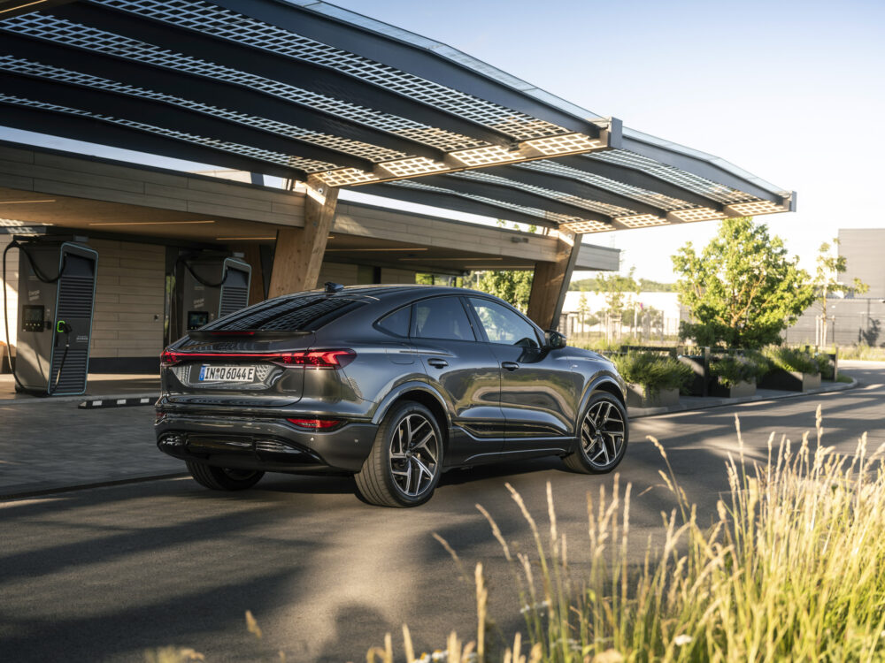 Audi Q6 E Tron Sportback Suv Coupe 3