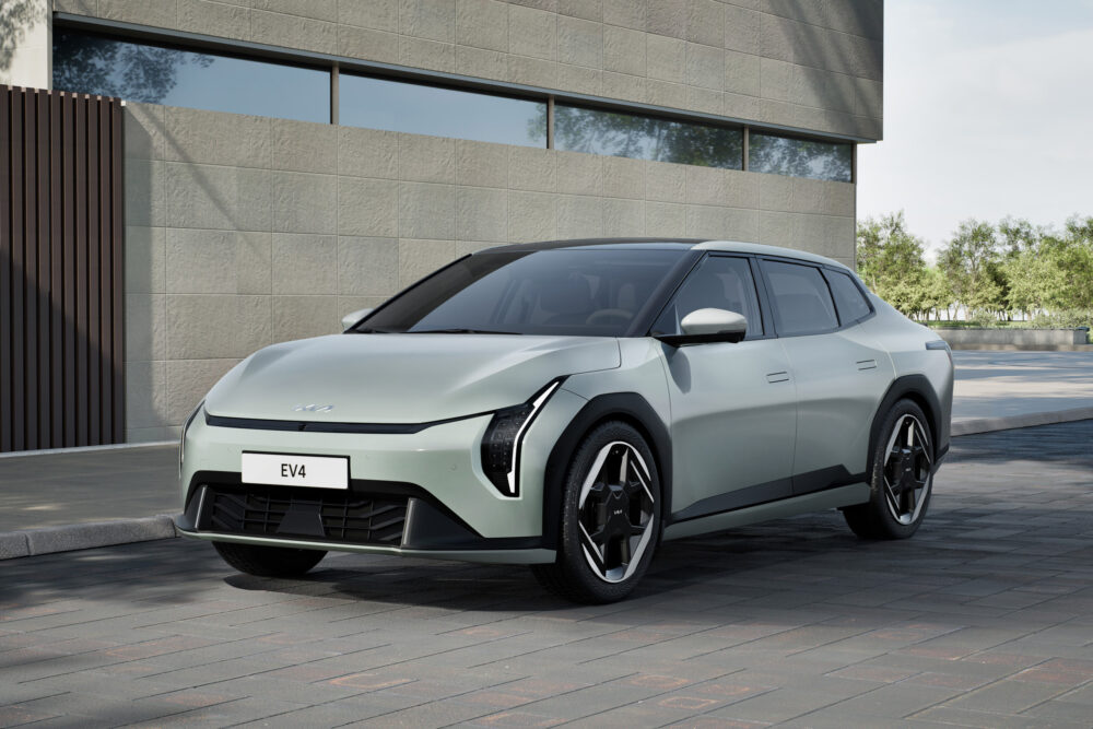 Kia Ev 4 Fastback Sedan Limousine 1