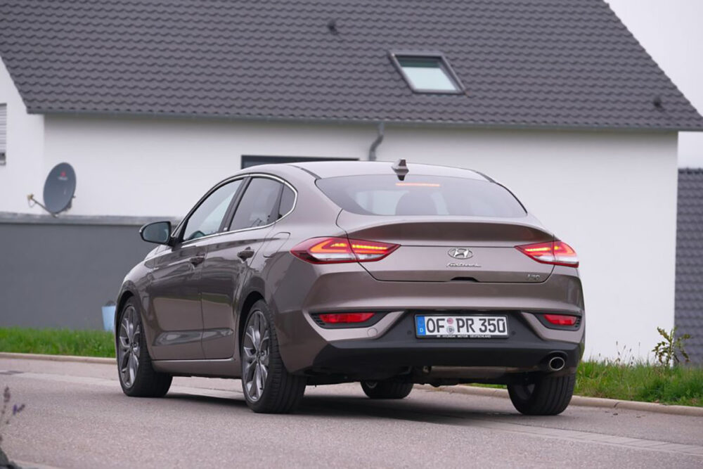 hyundai i30 fastback 07