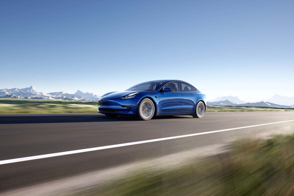 tesla model 3 02