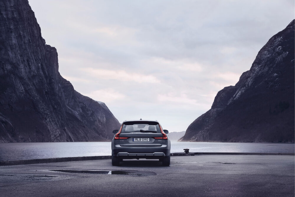 volvo v90 cross country 05