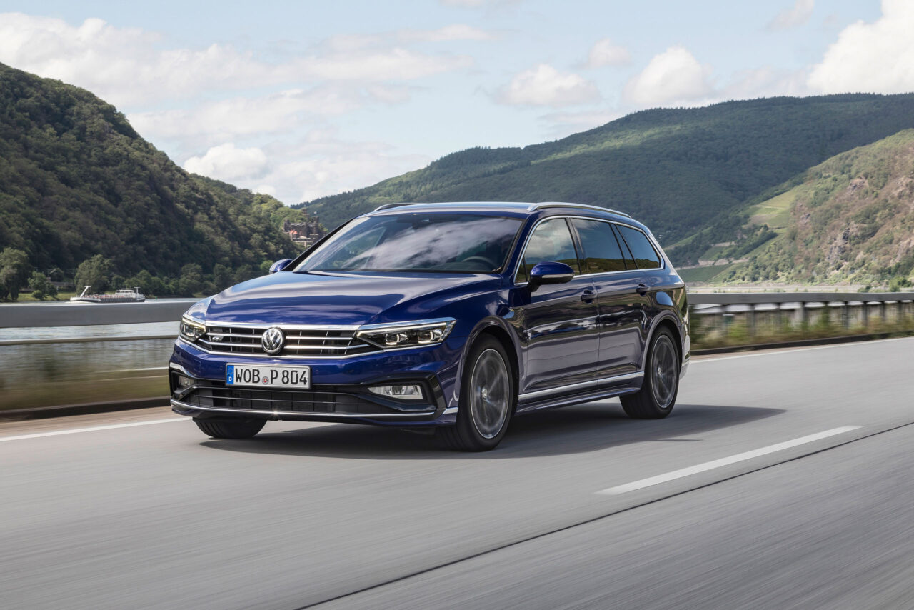 VW Passat Variant Vehicle Model